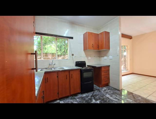 3 BEDROOM APARTMENT TO LET IN BAILLIE PARK